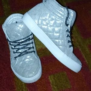 Girl metallic silver tennis shoes